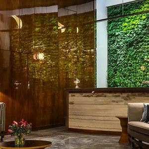 https://hotel-hugo.us-newyorkcity.com